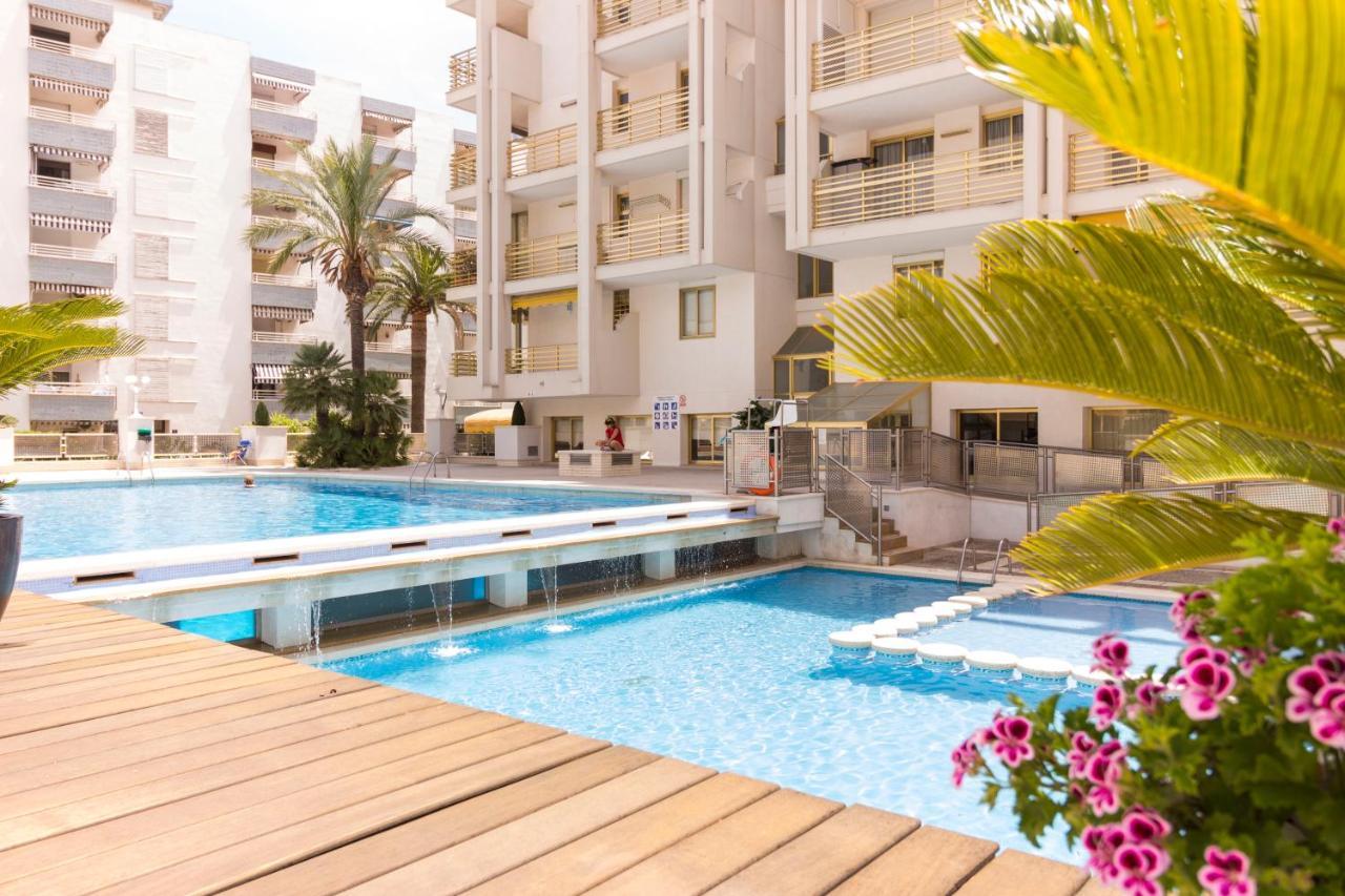 Estudio A 100 Metros De La Playa ซาลอว์ ภายนอก รูปภาพ