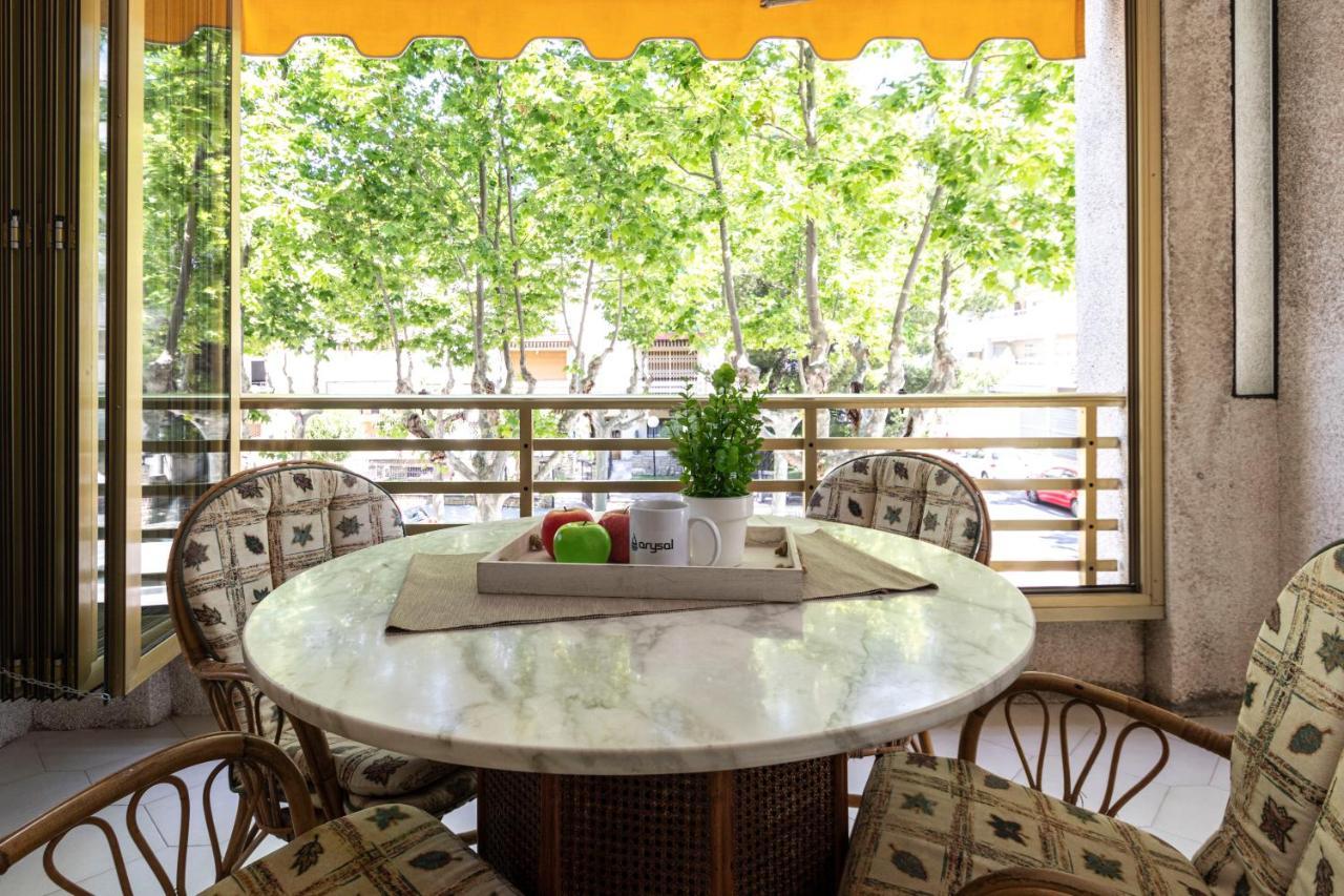 Estudio A 100 Metros De La Playa ซาลอว์ ภายนอก รูปภาพ